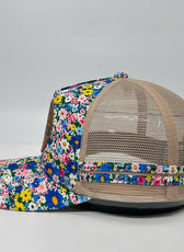 COTTAGE FLORAL TRUCKER CAP
