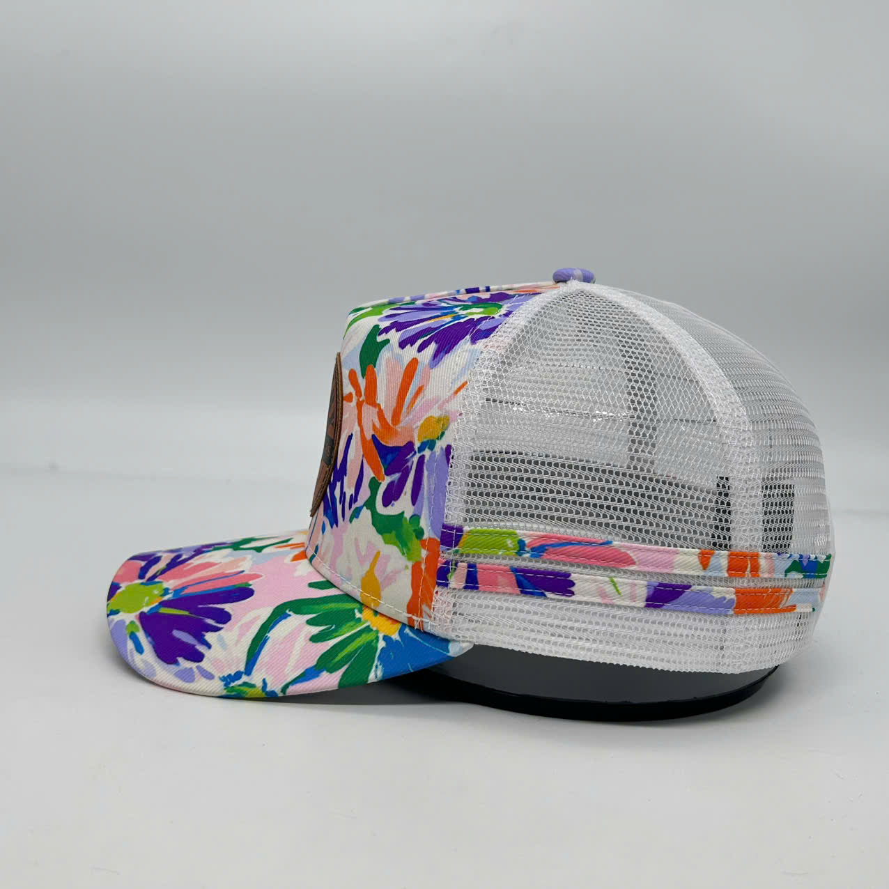 SPRING FLORAL TRUCKER CAP