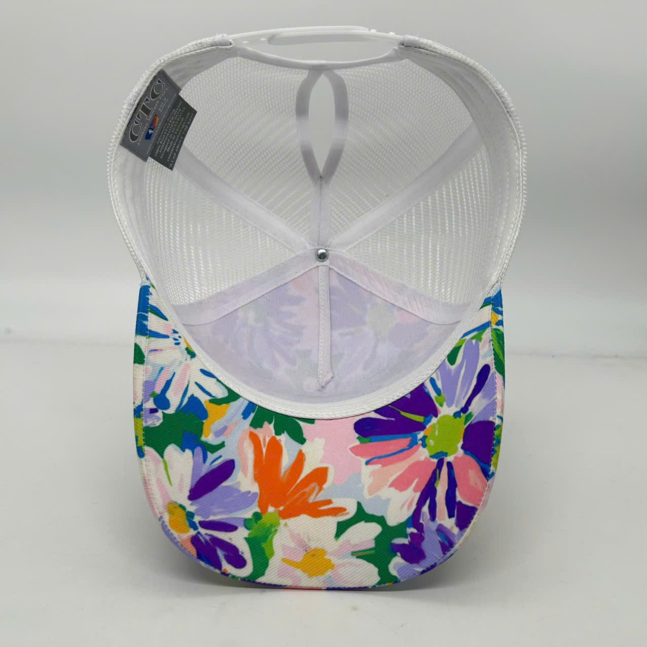 SPRING FLORAL TRUCKER CAP