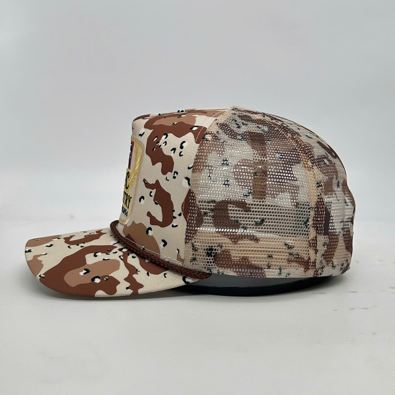 DESERT CAMO SUPER SIZE TRUCKER CAP