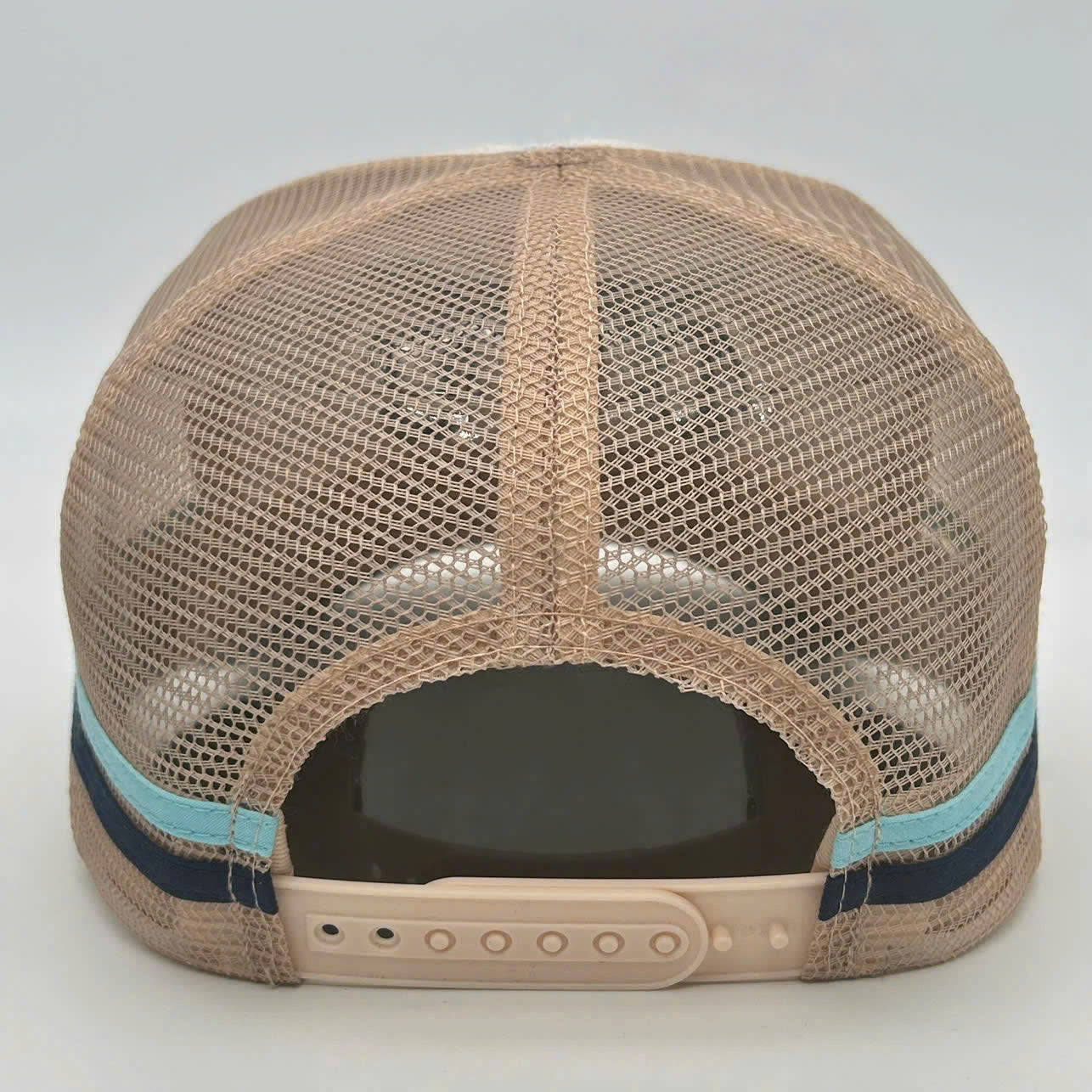 CREAM NAVY TRUCK SCROLL TRUCKER CAP