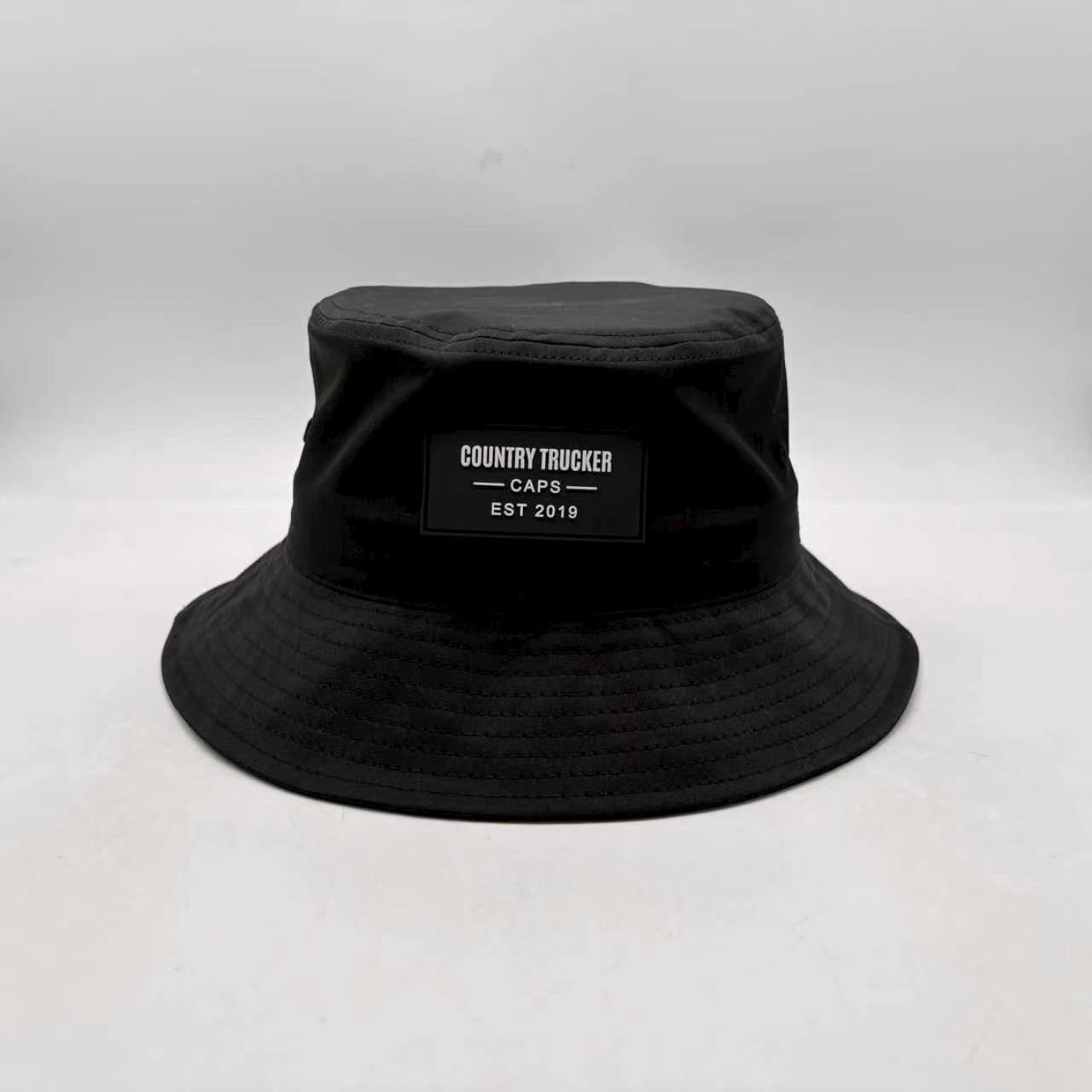 BLACK BUCKET HAT