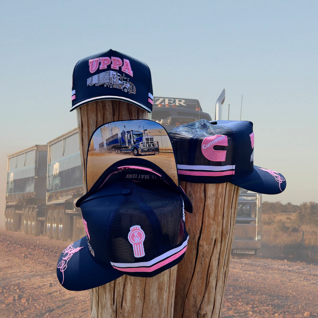 Uppa Trucker Cap NAVY PINK