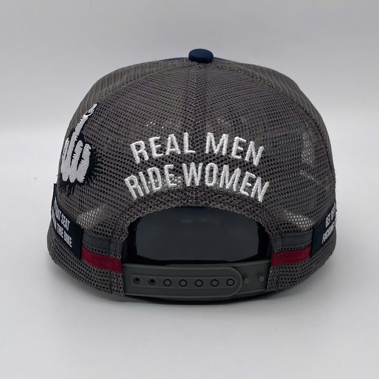 FUCK CYCLISTS WHO DON’T FOLLOW ROAD RULES TRUCKER CAP