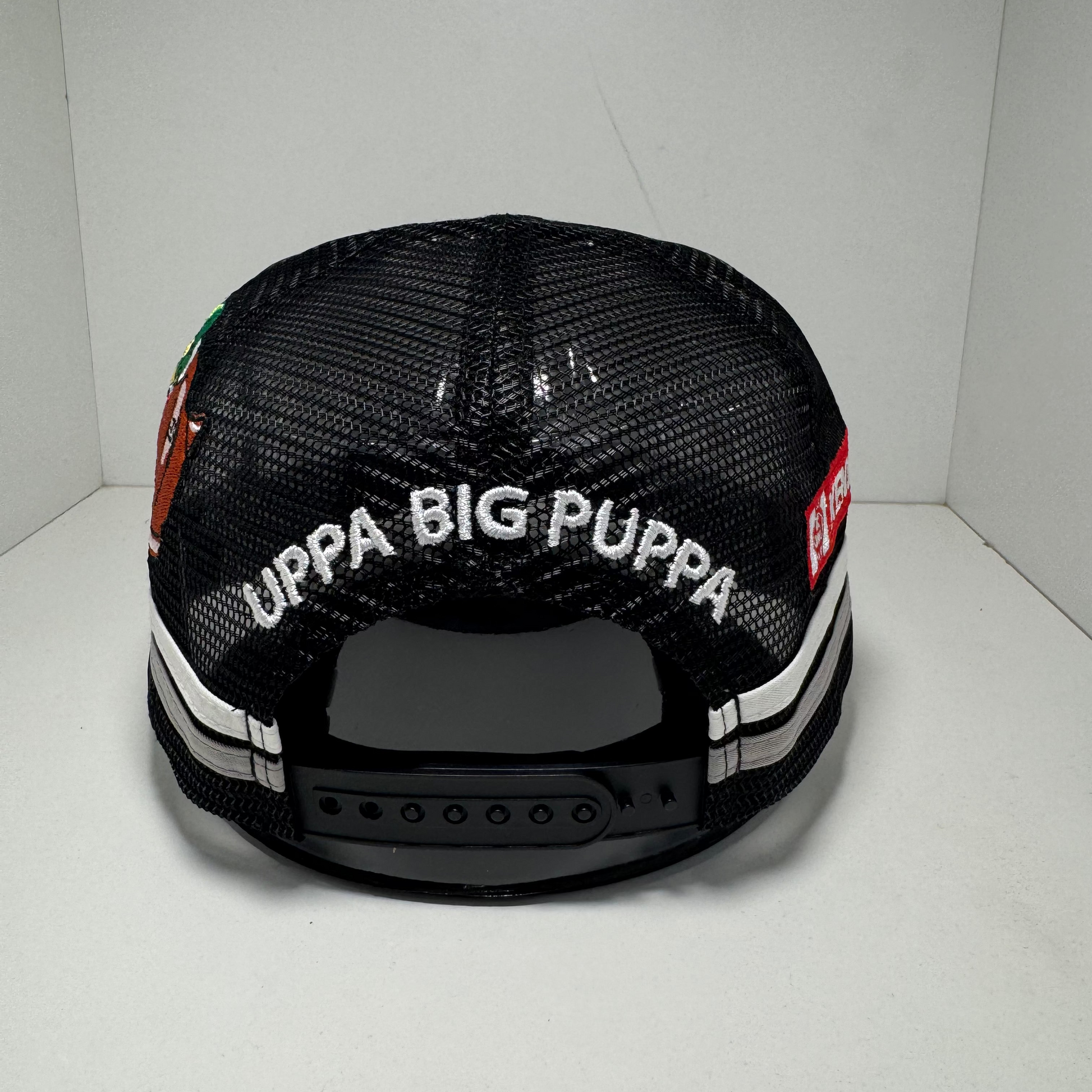 UPPA BADGE TRUCKER CAP - ALL BLACK