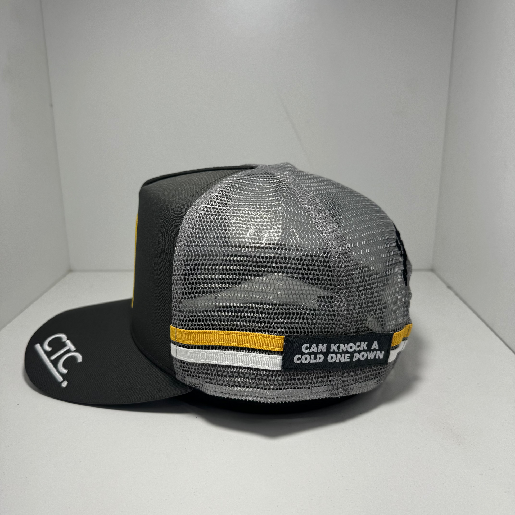 FEAR NO BEER 2.0 TRUCKER CAP