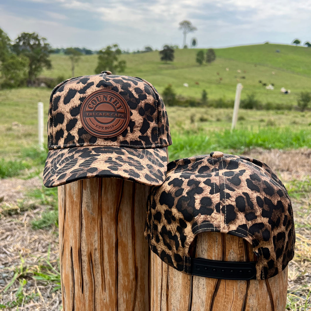 LEOPARD FULL FABRIC TRUCKER CAP