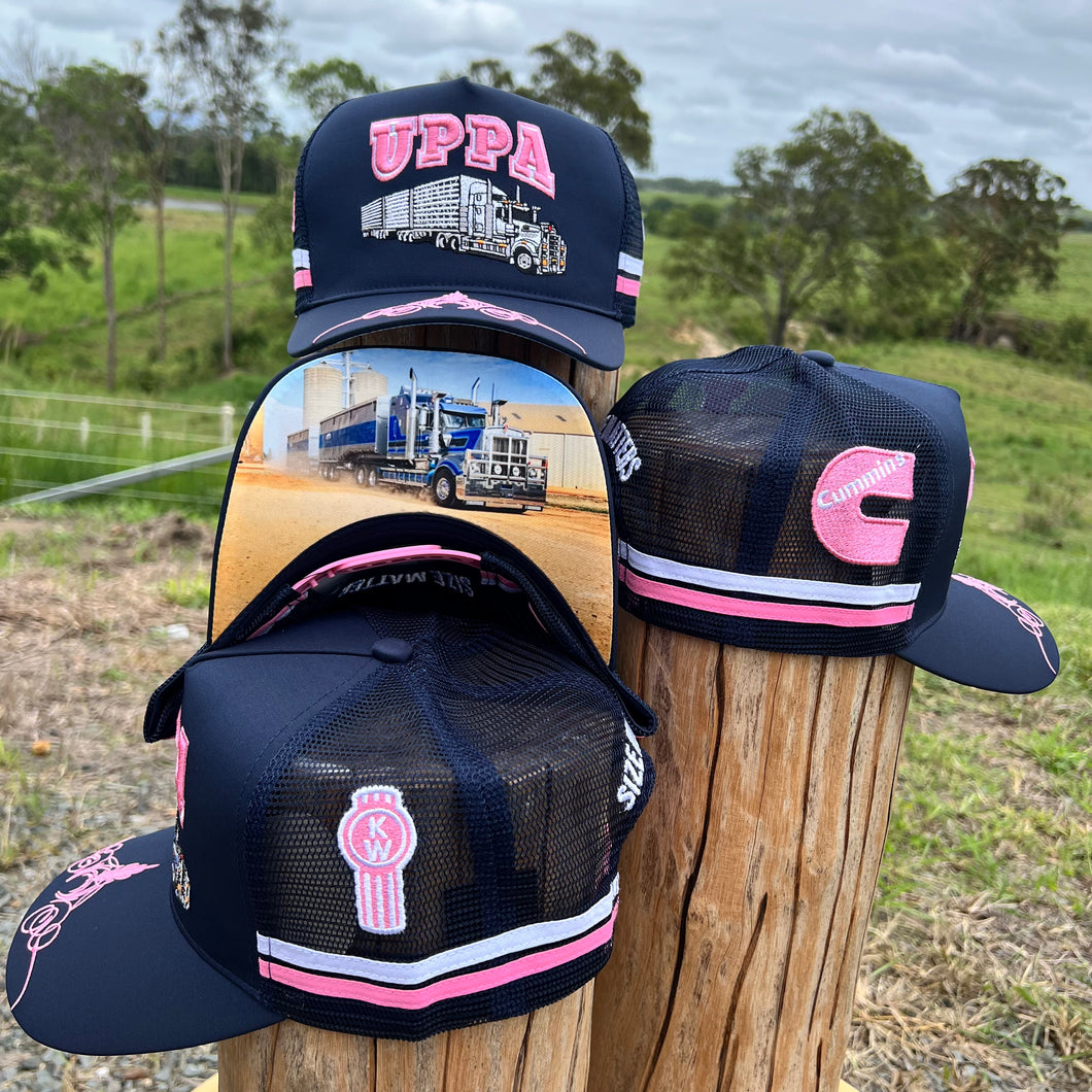 Uppa Trucker Cap NAVY PINK