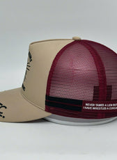 V2 DRINKIN RUMS TUNIN MUMS TRUCKER CAP - CREAM