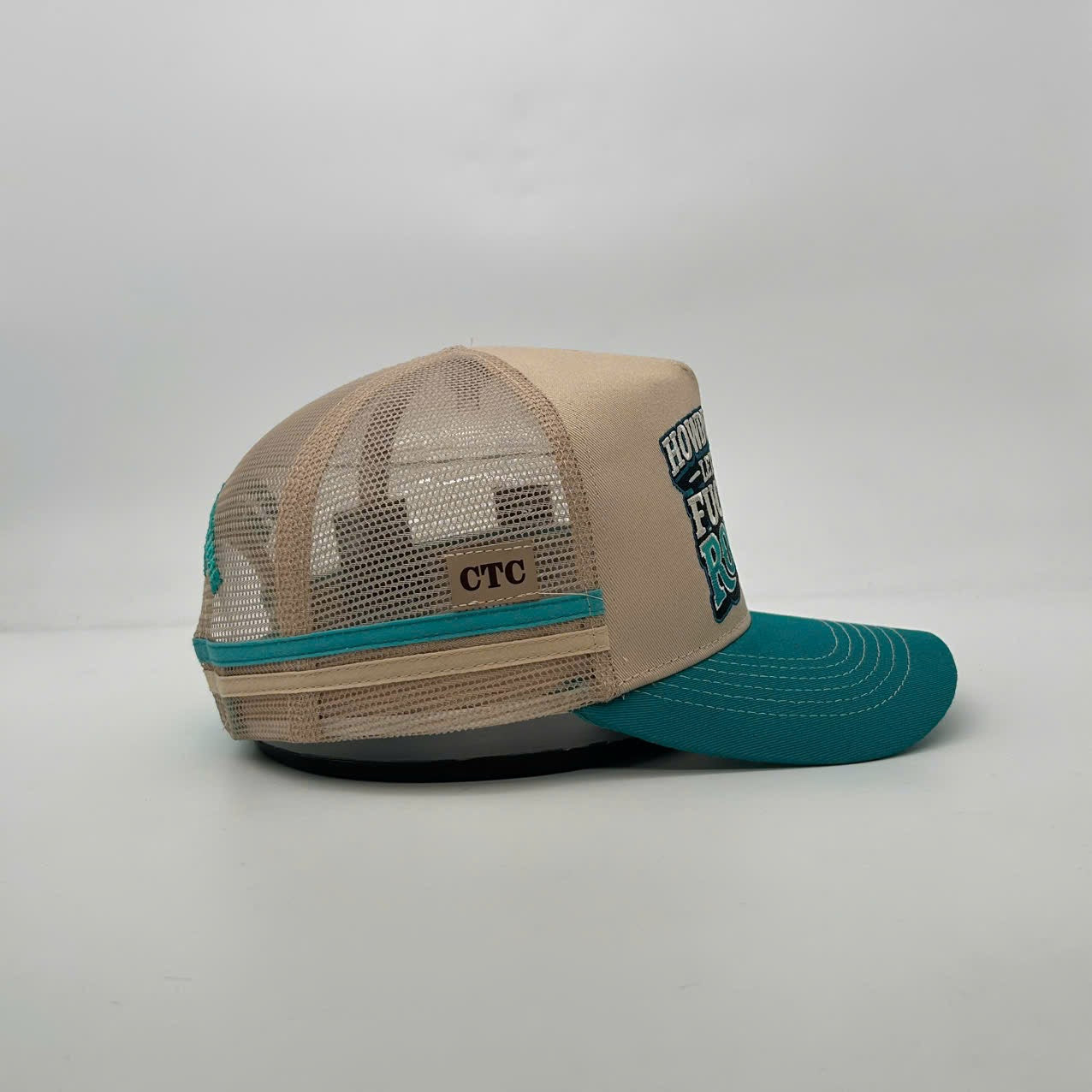 HOWDY HOWDY V2 TRUCKER CAP