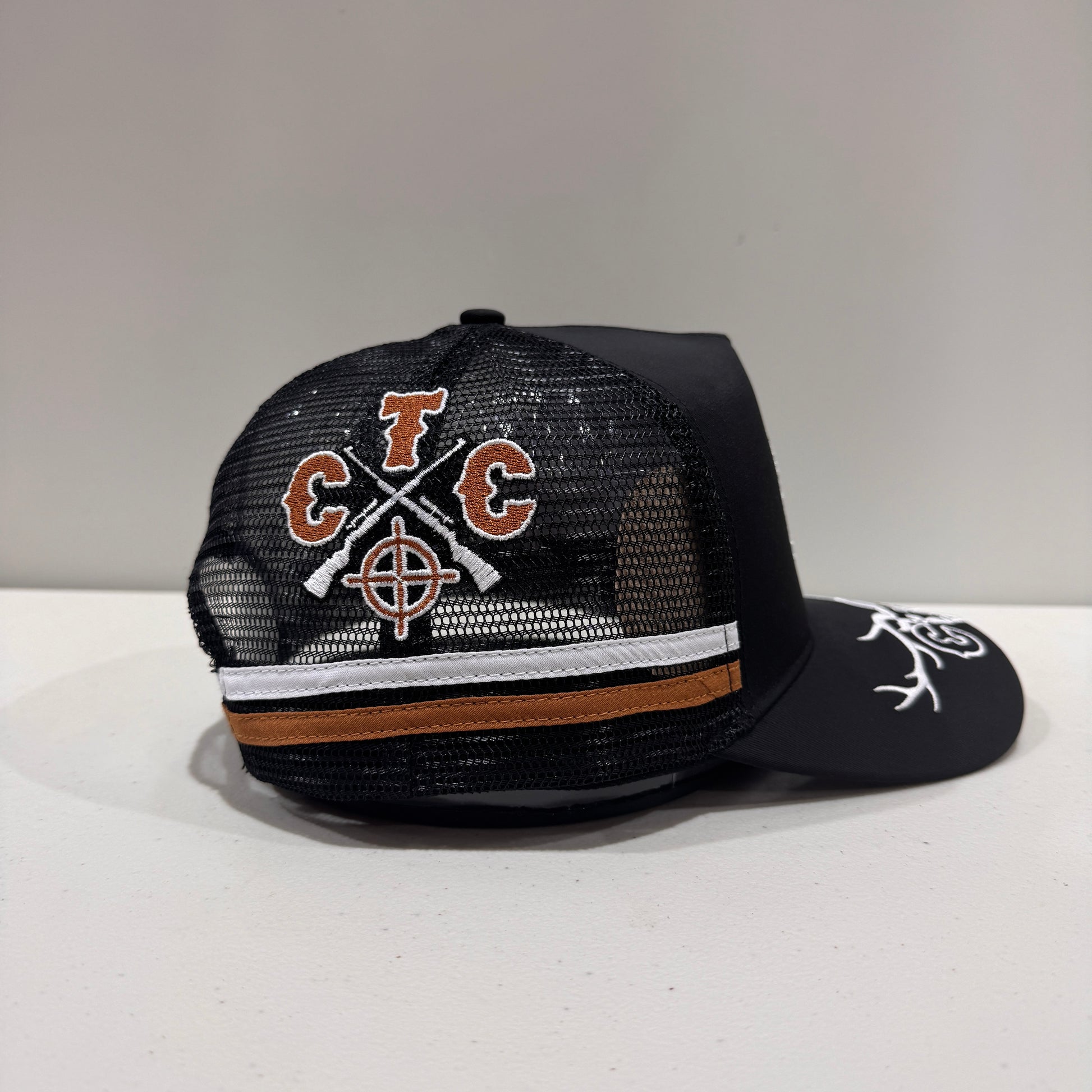 BEERS & DEERS TRUCKER CAP