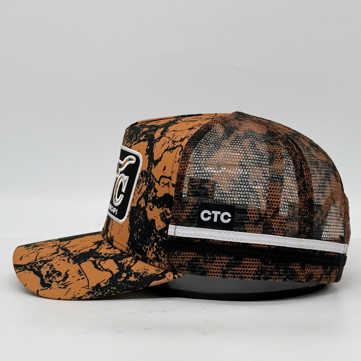 HUNTING CAMO TRUCKER CAP