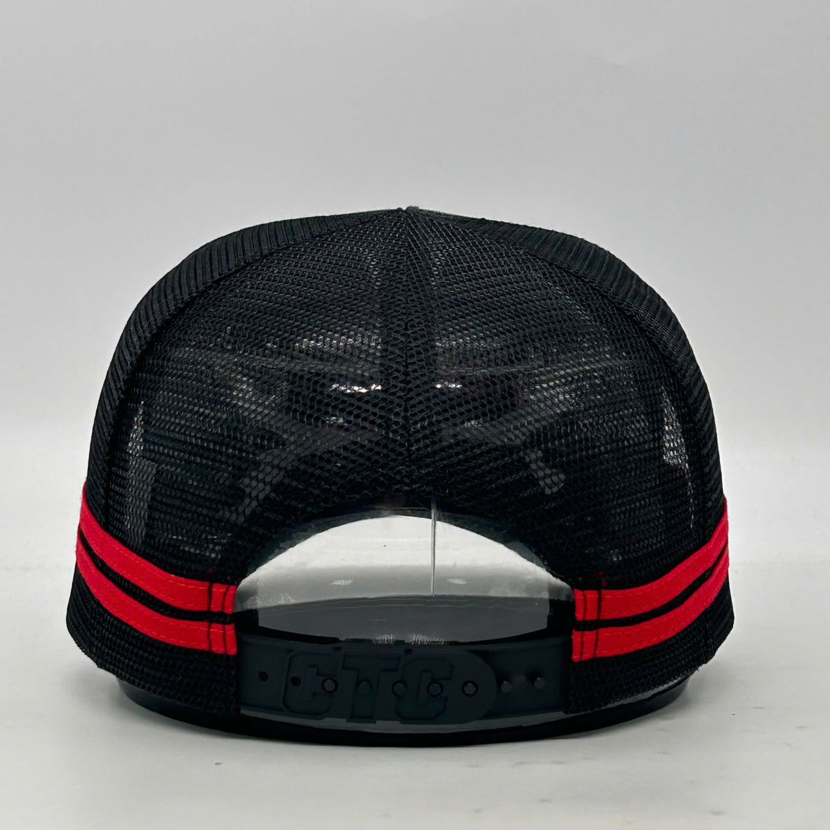 trEAT HER with compASSion TRUCKER CAP