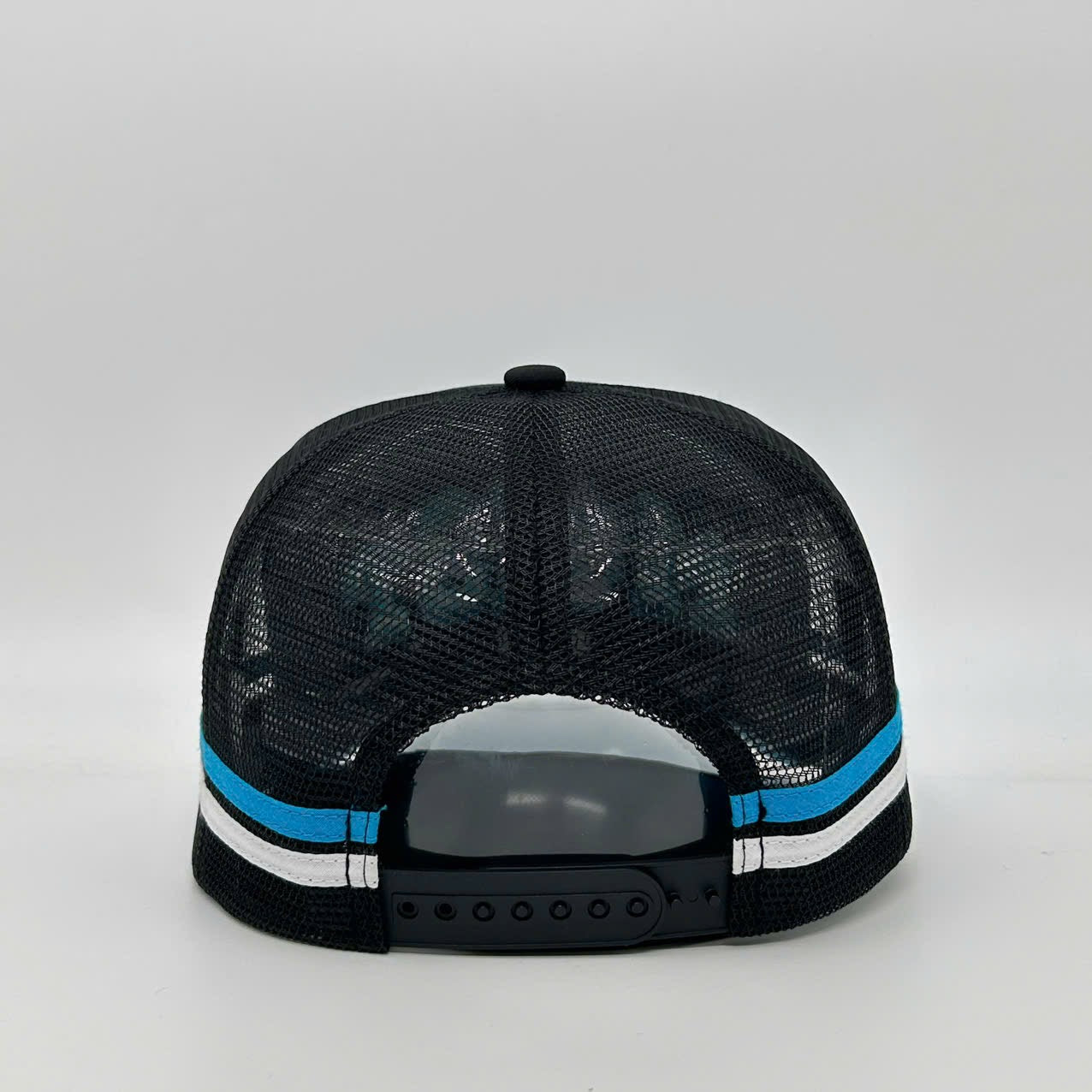 MOIST TRUCKER CAP