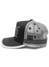 GREY BLACK BULLHORN TRUCKER CAP