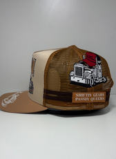 UPPA TRUCKER CAP - CREAM TAN