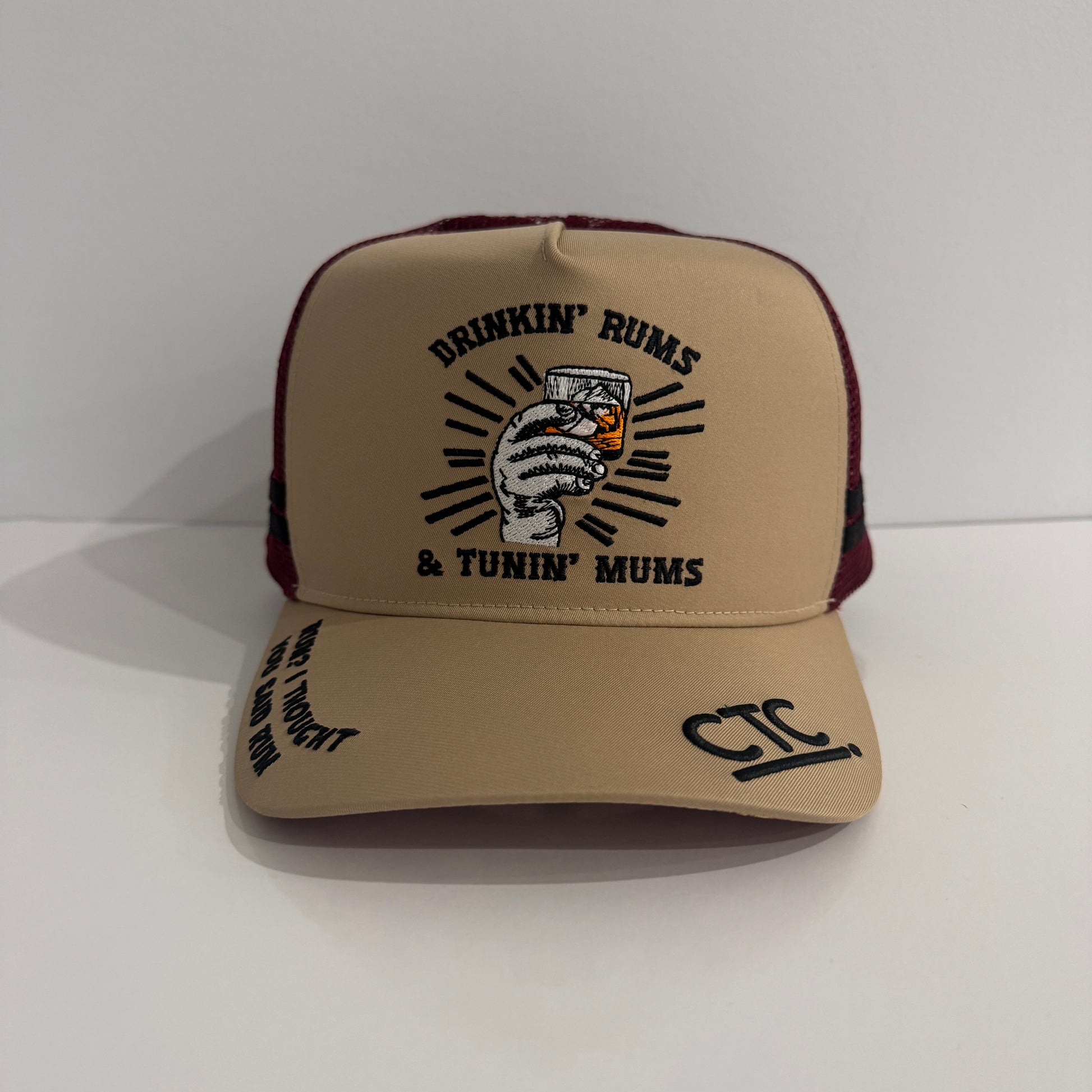 DRINKIN RUMS TUNIN MUMS TRUCKER CAP