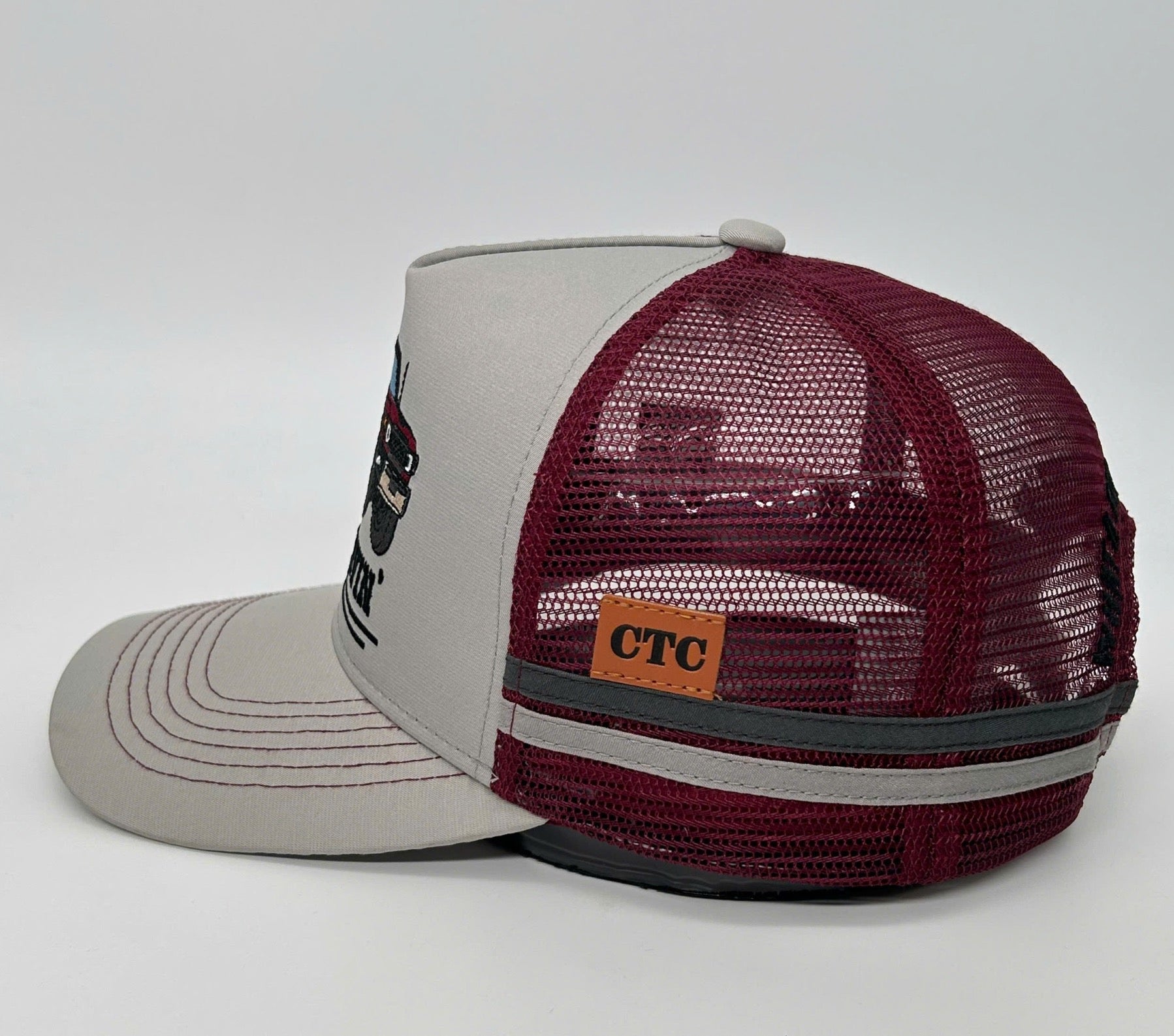 CRUISER LIVIN 79 SERIES RANGE TRUCKER CAP