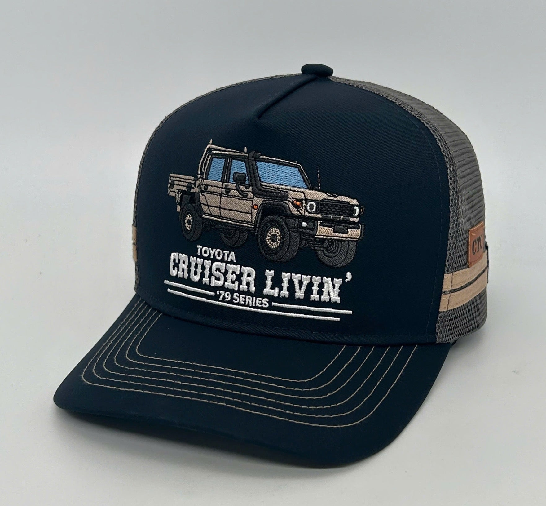 CRUISER LIVIN 79 SERIES RANGE TRUCKER CAP