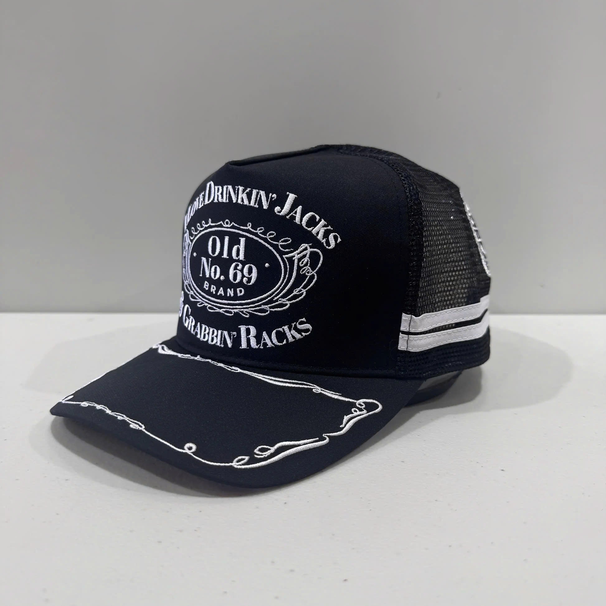 DRINKIN JACKS TRUCKER CAP