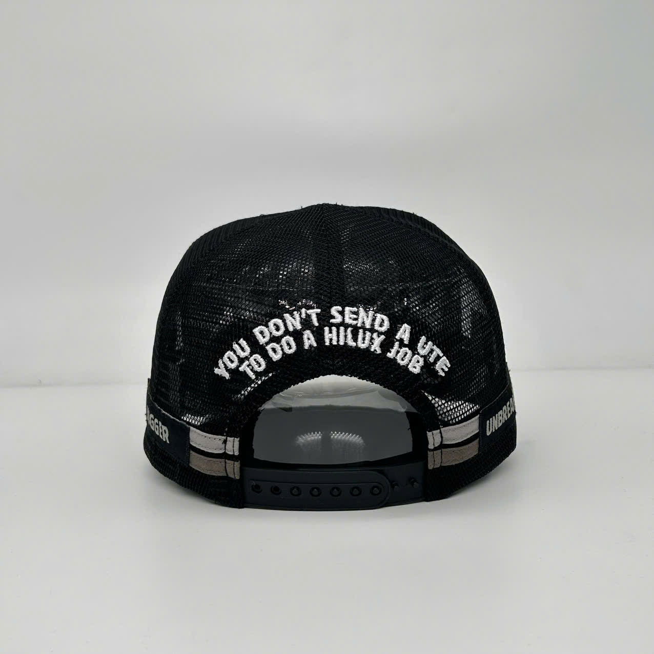 LUX LIVIN BLACK TRUCKER CAP