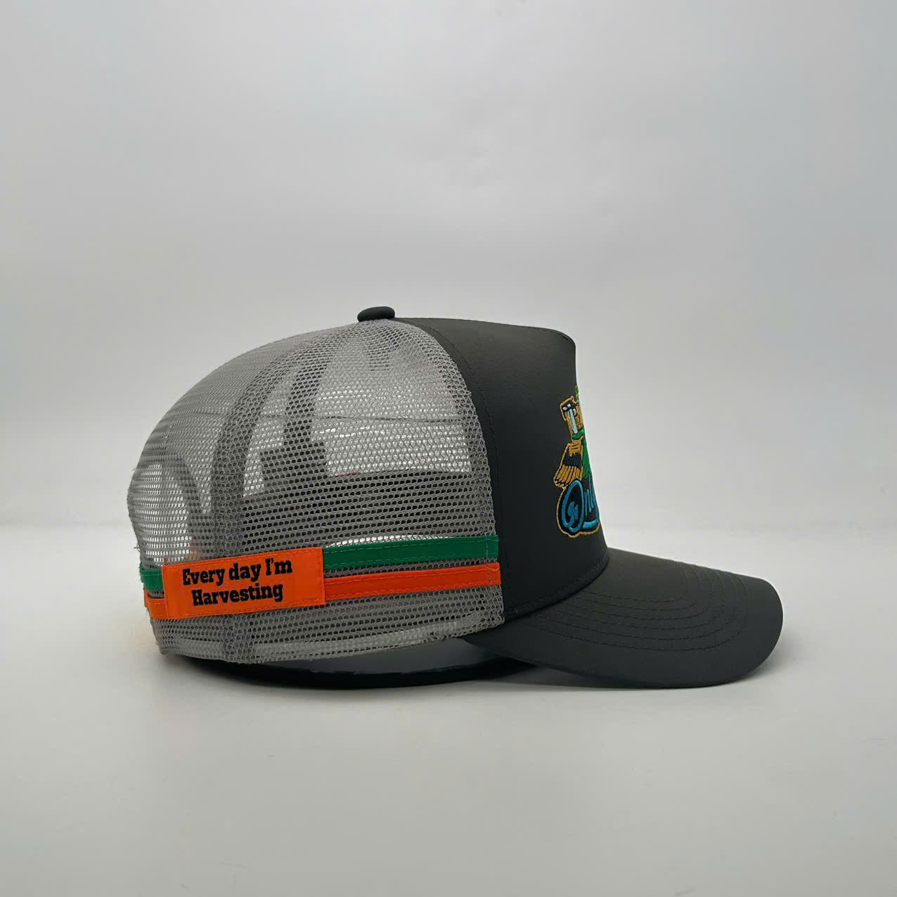 ONLY HARVEST TRUCKER CAP